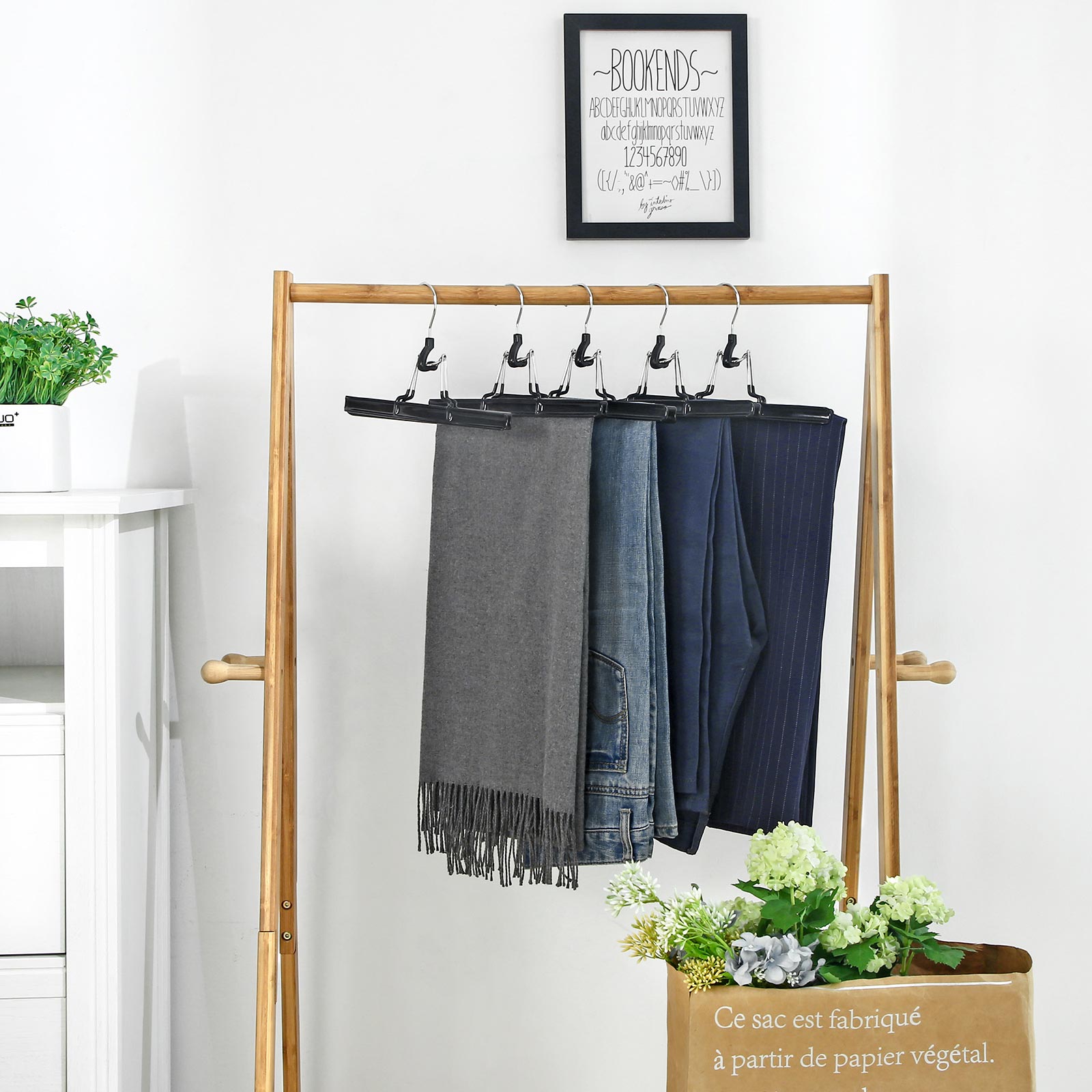 Skirt Hangers – Metal – Black – 360 Degree Swivel Hook, 10 Pack