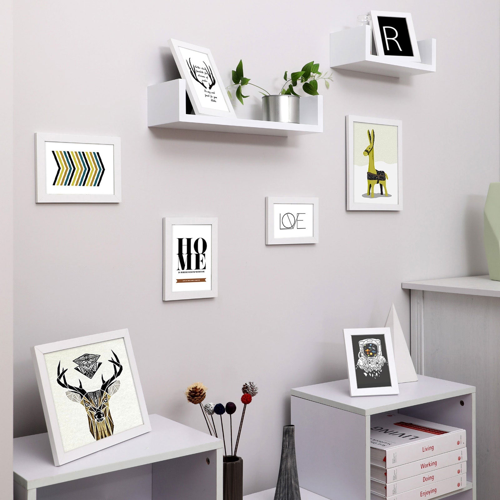 Picture Frame Set – Rigid Plastic – Black – 10 Pieces in Various Sizes