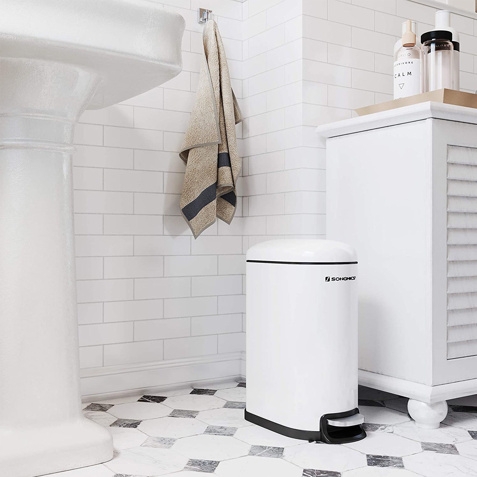 Small Trash Can – Steel – White – Pedal with Removable Inner Bucket and Slow Close