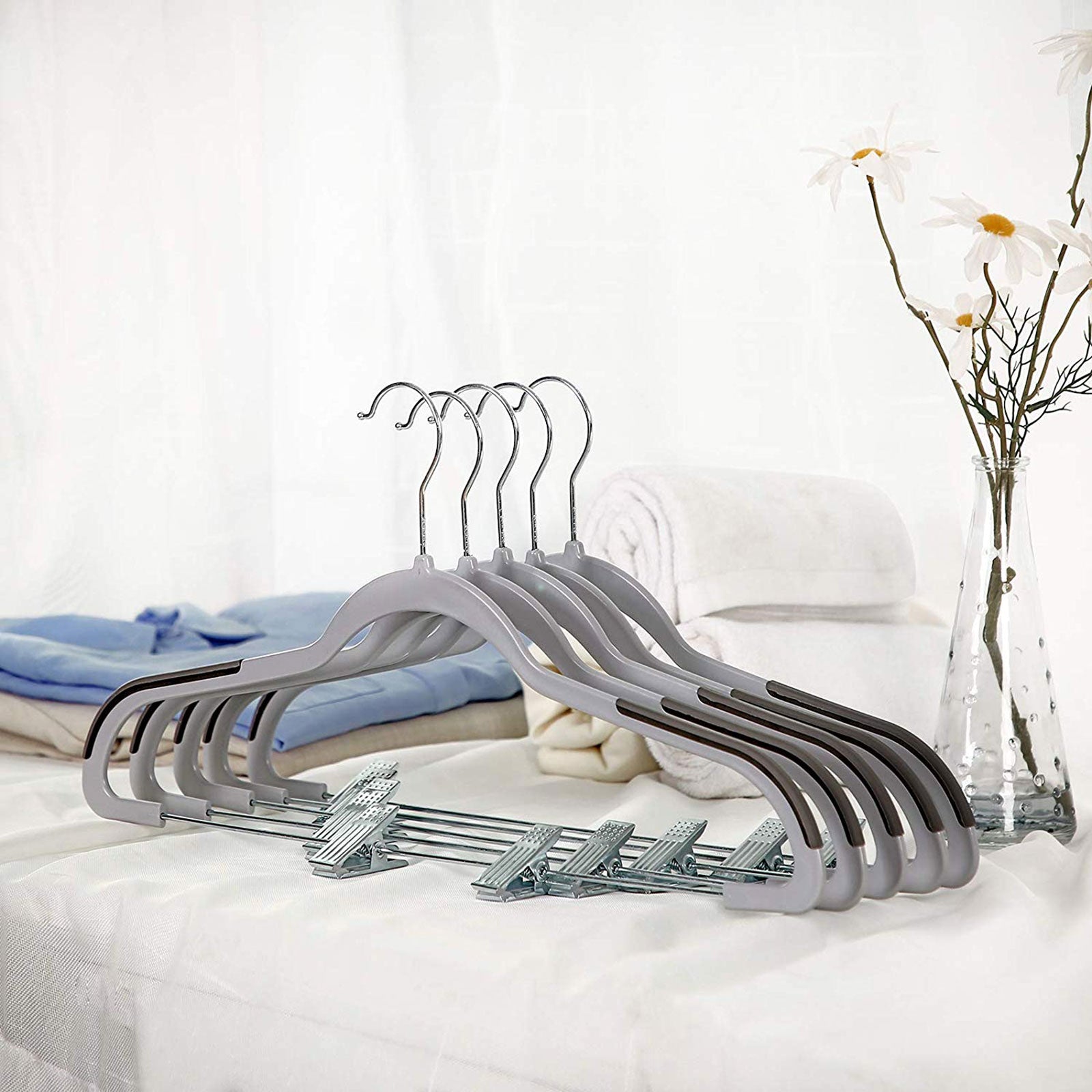 Trousers Hangers – Premium Quality Plastic – Grey – Non-slip Clips, Heavy Duty, Space-saving with 360° Swivel Hook