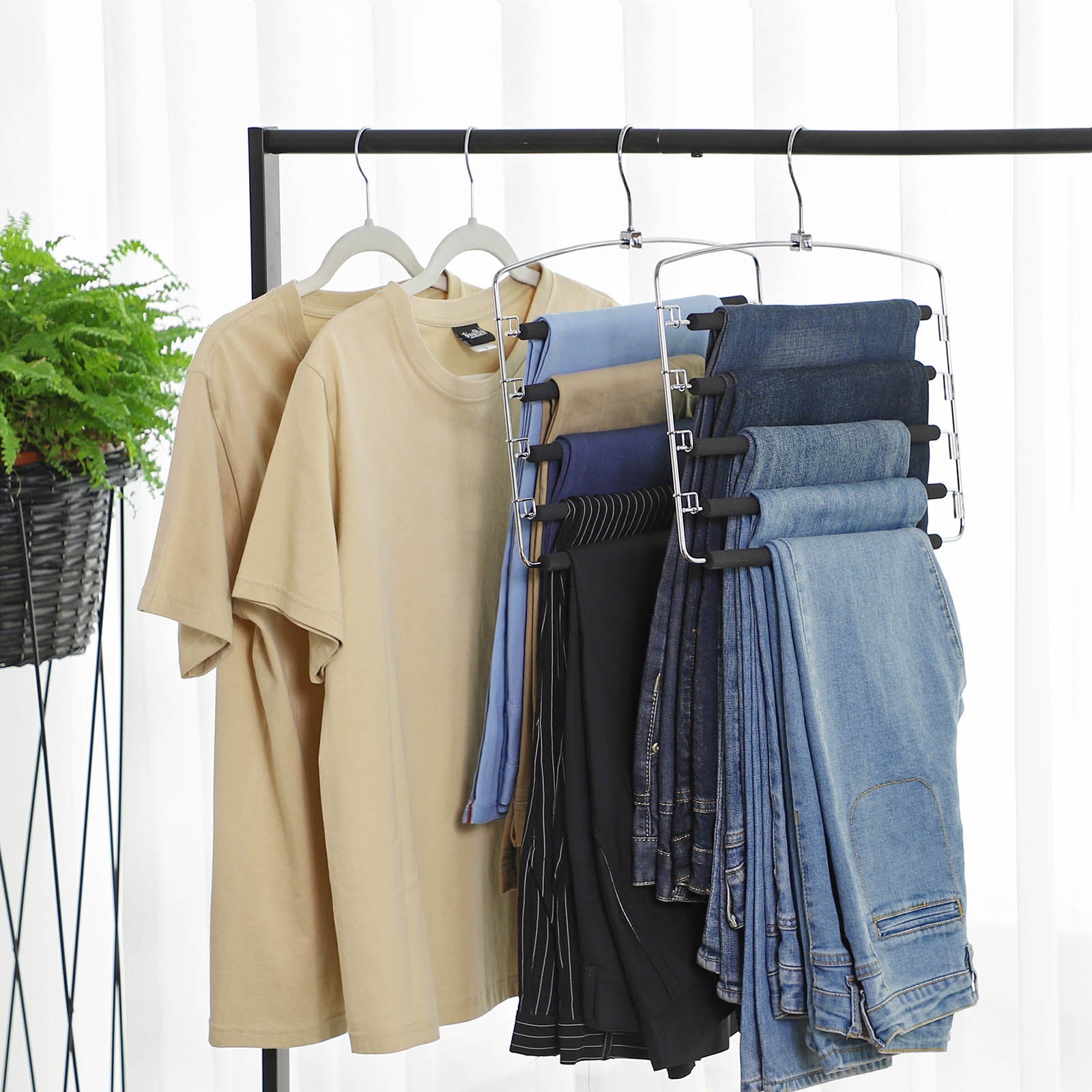 Pants Hangers – Metal – Black – Space-Saving Set of 3 with Non-Slip Padding and Swing Bars for Versatile Storage