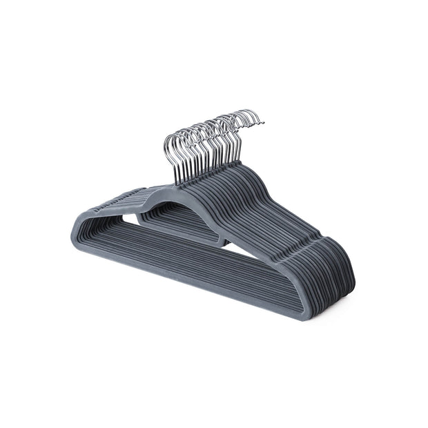 Velvet Hangers – Ultra Thin – Black – 50 Pack with Non-Slip Design and 360 Degree Swivel Hook
