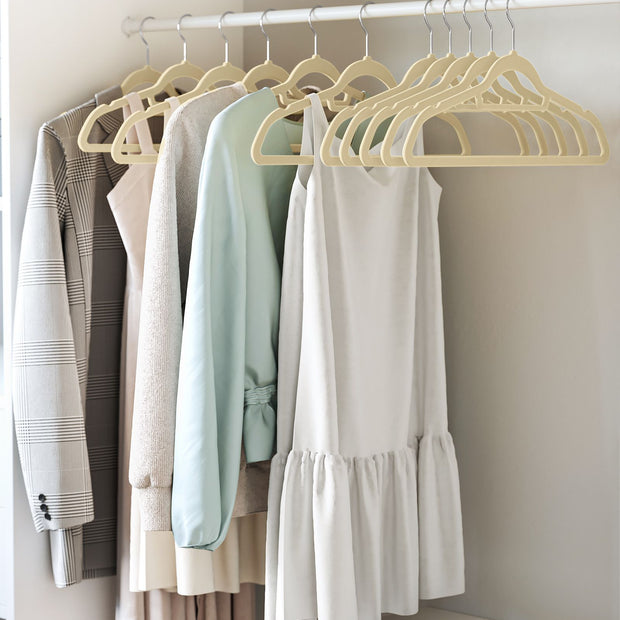 Velvet Hangers – Velvet – Beige – Space-Saving, Non-Slip with Tie Bar and 360° Swivel Hook, Set of 20