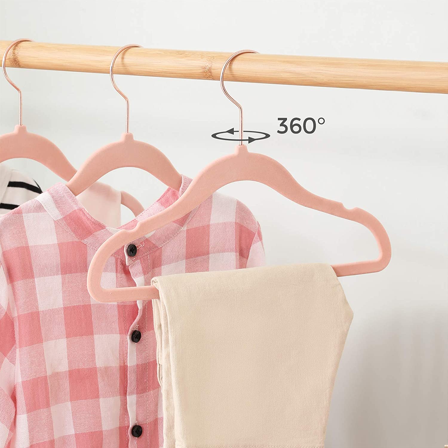 Baby Hangers – Velvet – Light Pink – Pack of 50 with Rose Gold Hooks