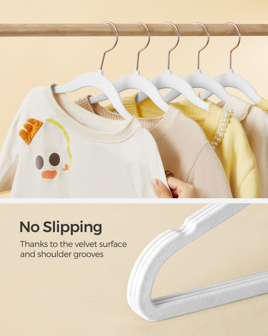 Pack of 30 Velvet Baby Hangers – Velvet – Cloud White – Non-Slip Design