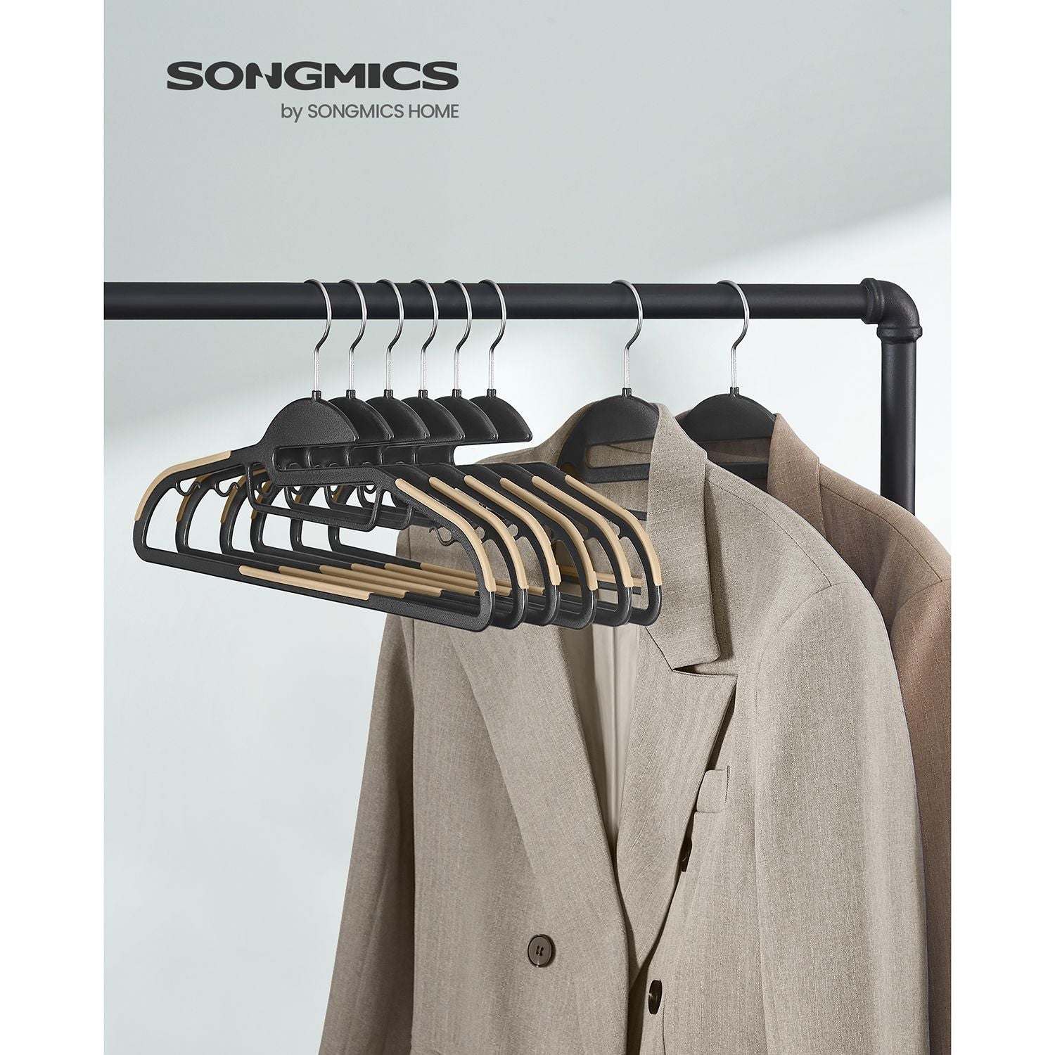 Set of 20 Plastic Hangers – Plastic – Black and Brown – Thin Space Saving with 360° Rotating Hook