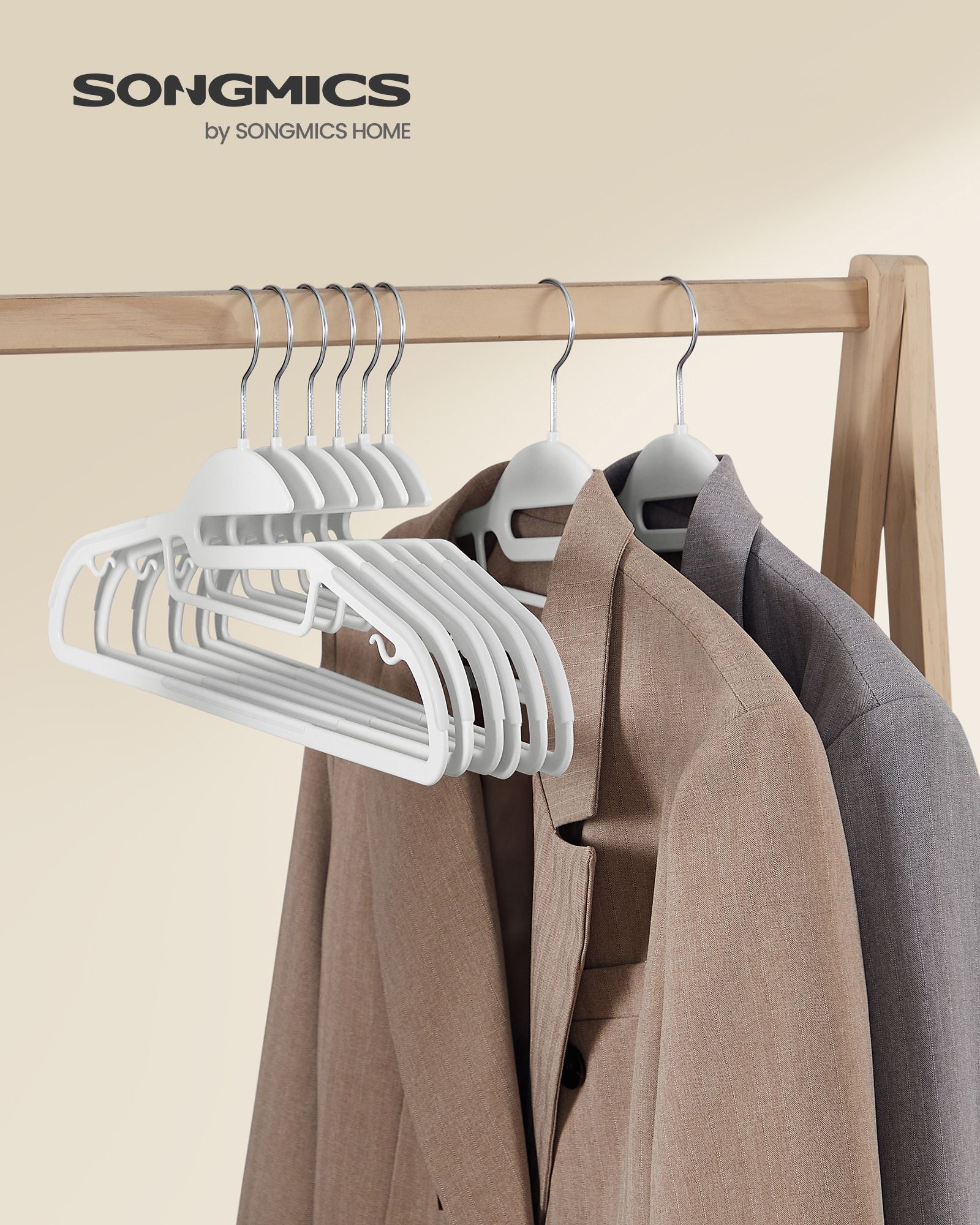 Plastic Hangers – Premium Quality – White – Heavy Duty, Non-Slip, Space Saving