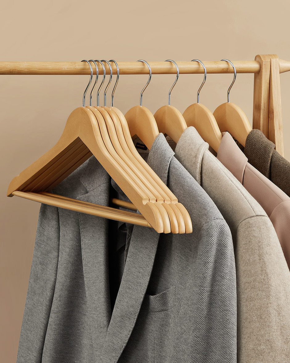 Wooden Hangers – Maple Wood – Natural – 360 Degree Rotating with Skirt Notches and Trouser Bar