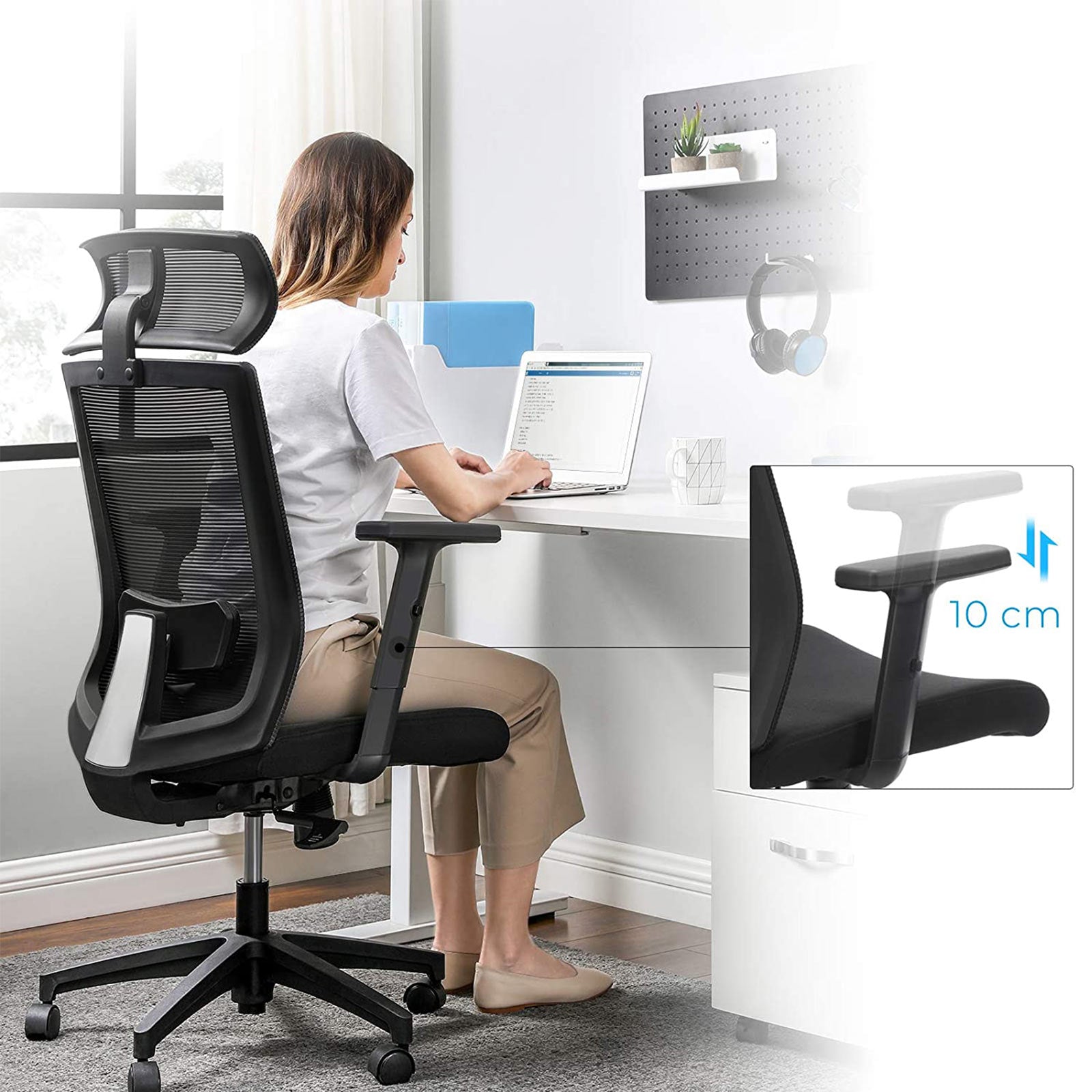 Mesh Office Chair – Mesh Fabric – Black – Ergonomic with Adjustable Lumbar Support and Headrest