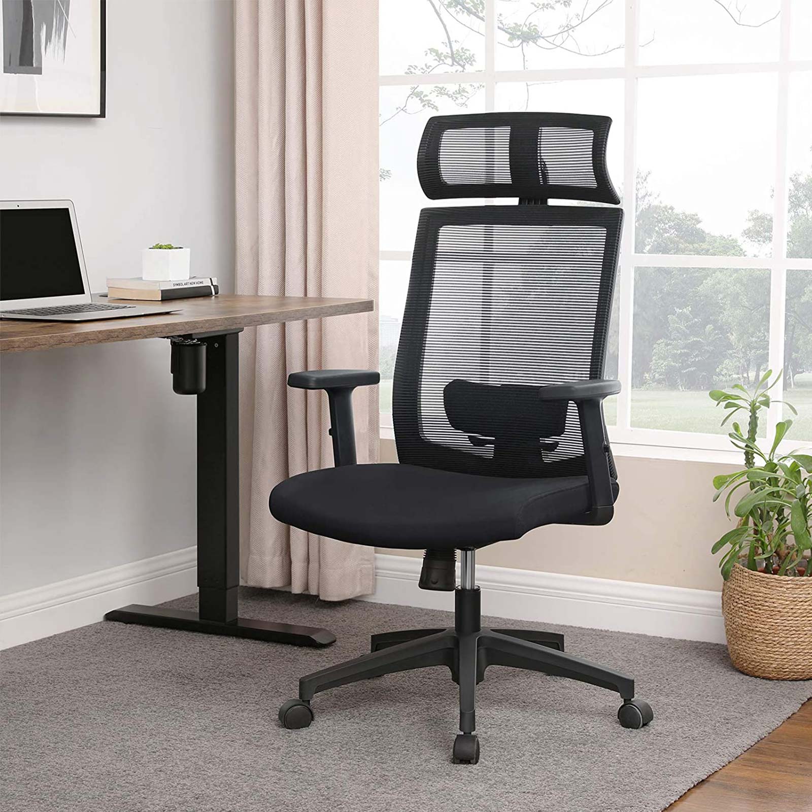 Mesh Office Chair – Mesh Fabric – Black – Ergonomic with Adjustable Lumbar Support and Headrest