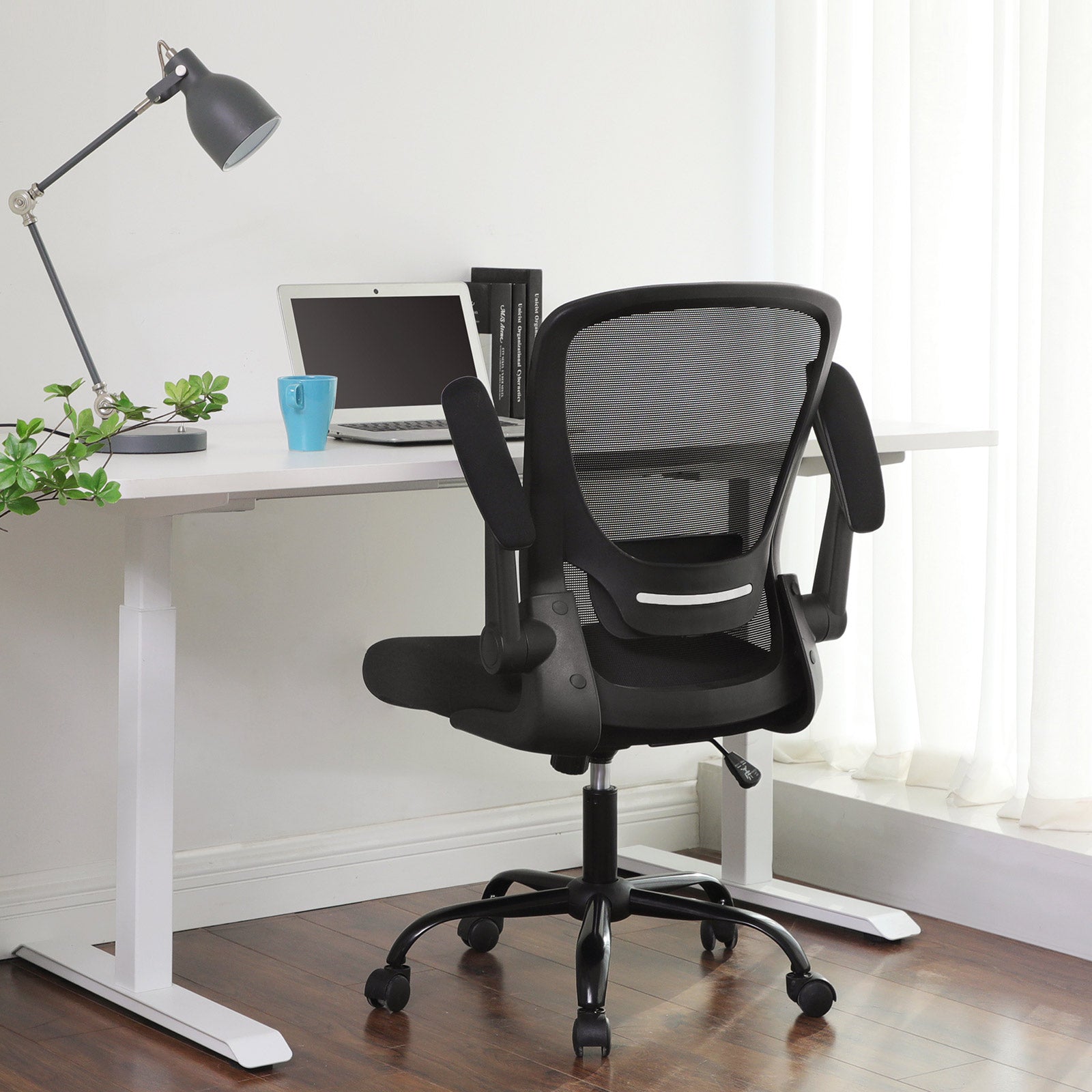 Mesh Office Chair – Fabric – Black – Ergonomic with Folding Armrests and Adjustable Lumbar Support