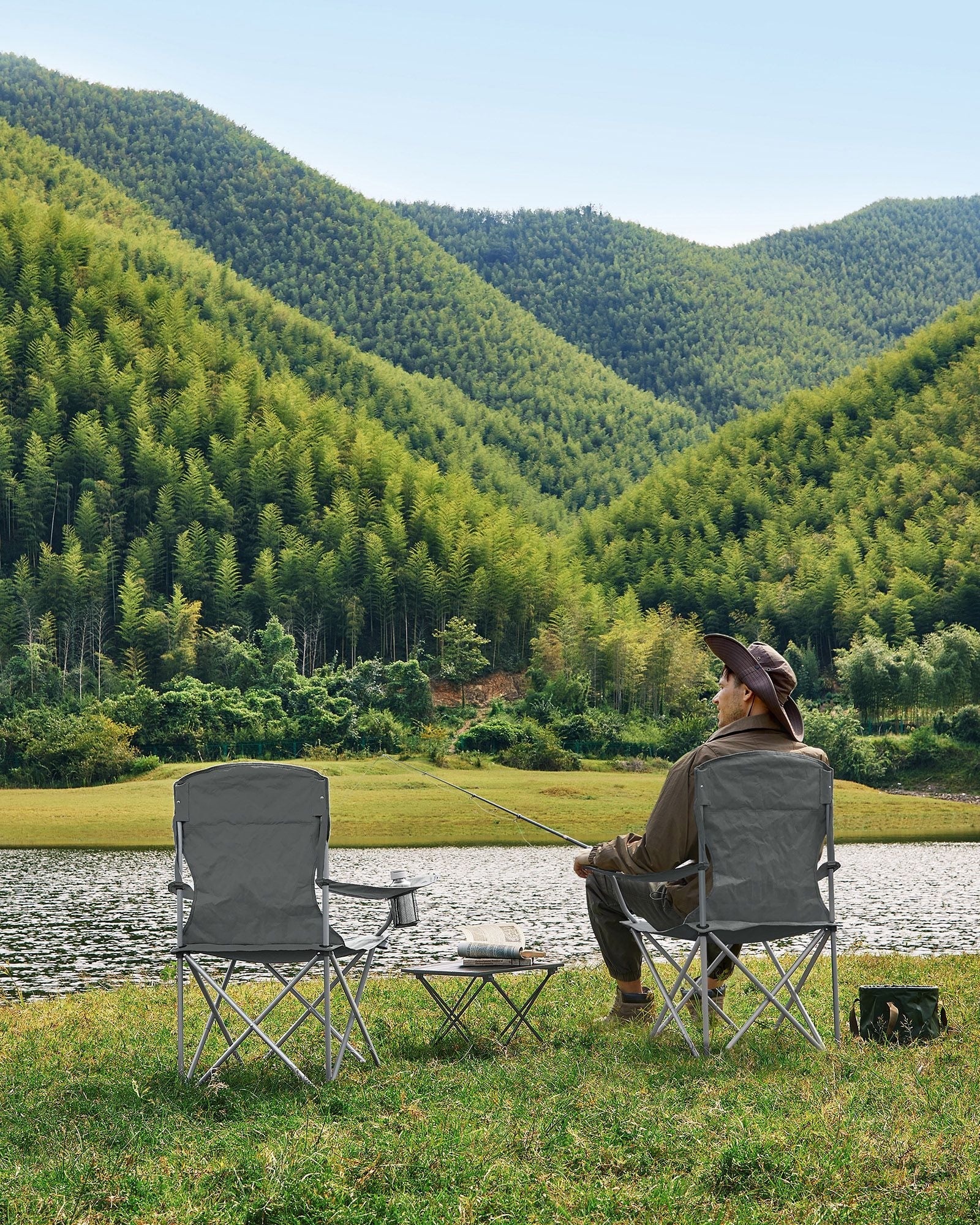 Set of 2 Heavy Duty Folding Camping Chairs – Fabric – Slate Grey – Comfortable with Cup Holder, Max. Capacity 150 kg