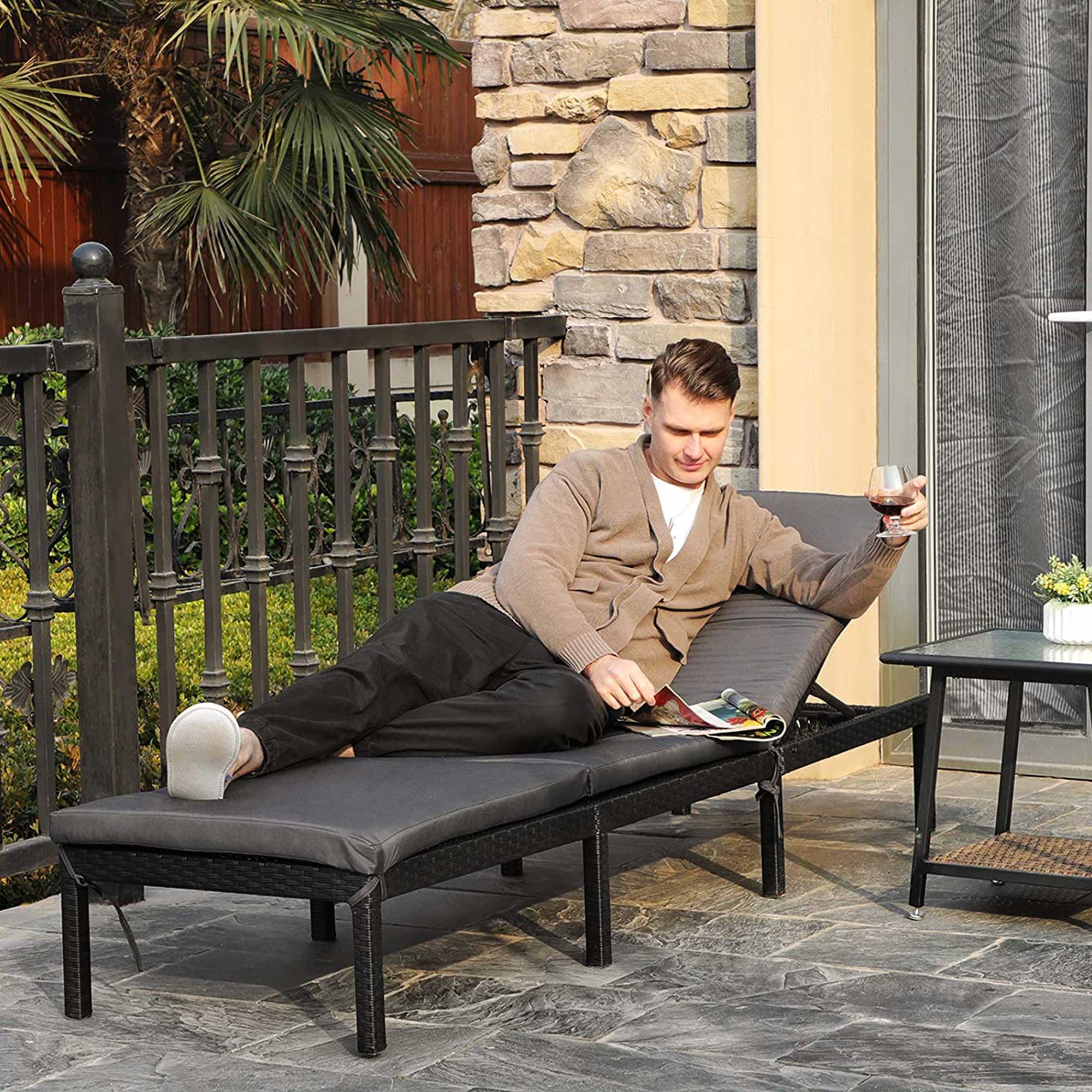 Sun Lounger – Rattan-Like – Smoky Grey and Black – Reclining Backrest with Thick Mattress