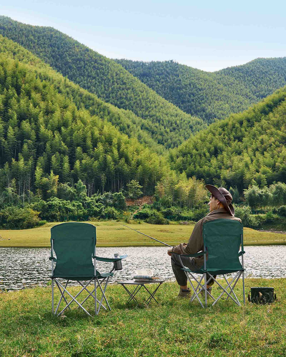 Set of 2 Foldable Camping Chairs – Sturdy Metal Frame – Black – Comfortable with Bottle Holder