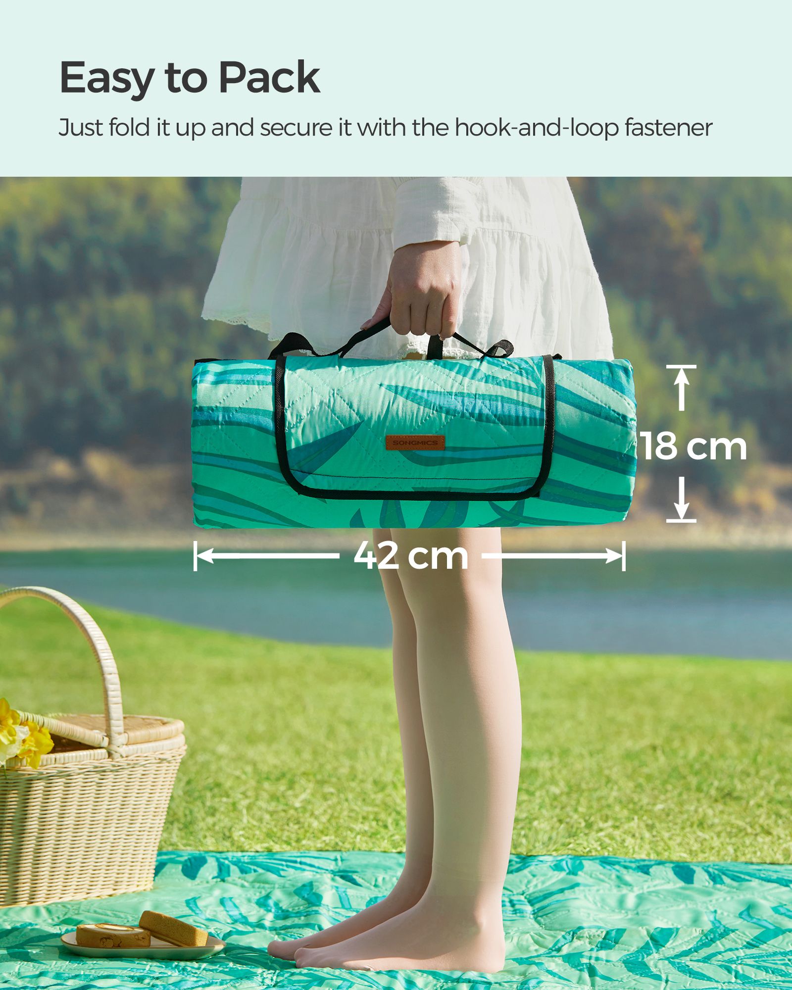 Large Picnic Blanket – Waterproof – Green – Fern Pattern – Machine Washable