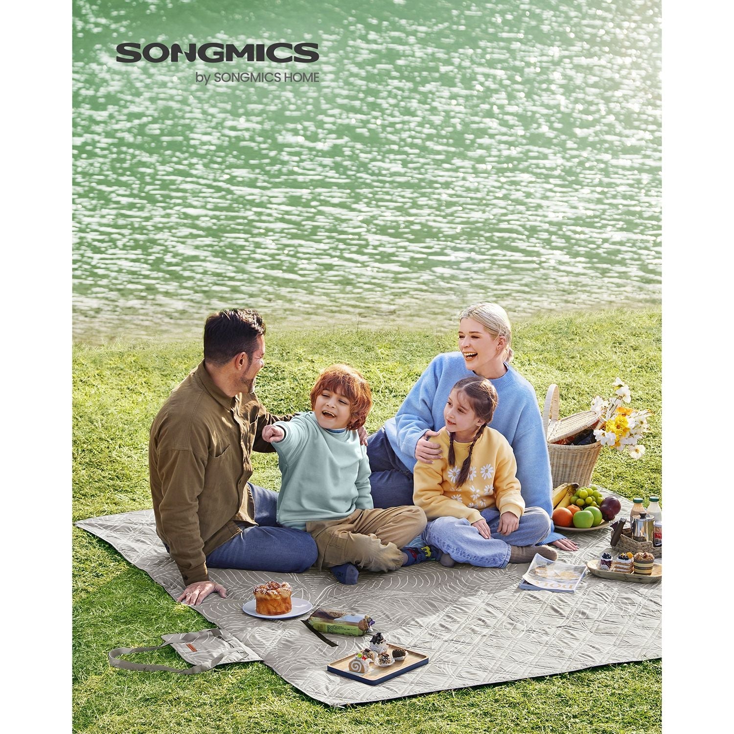 Picnic Blanket – Fabric – Khaki with Leaf Pattern – Large 200 x 200 cm