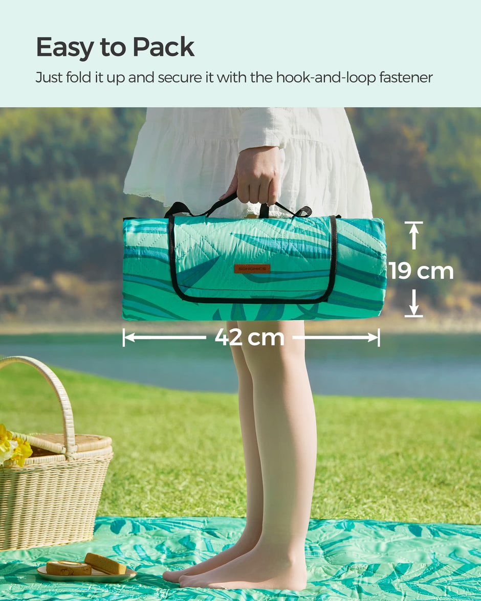 Large Waterproof Picnic Blanket – Fabric – Fern Pattern and Green – Machine Washable and Foldable