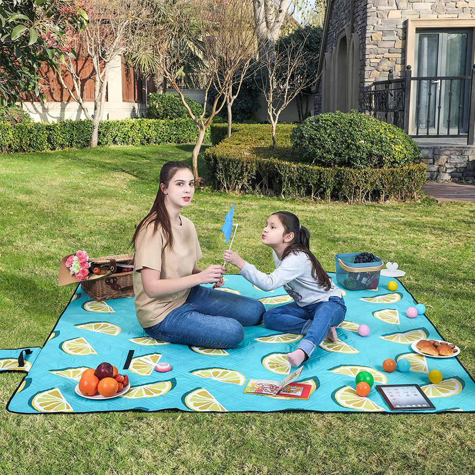 Large Camping Picnic Blanket – Waterproof Layer – Aqua Color – Machine Washable and Foldable