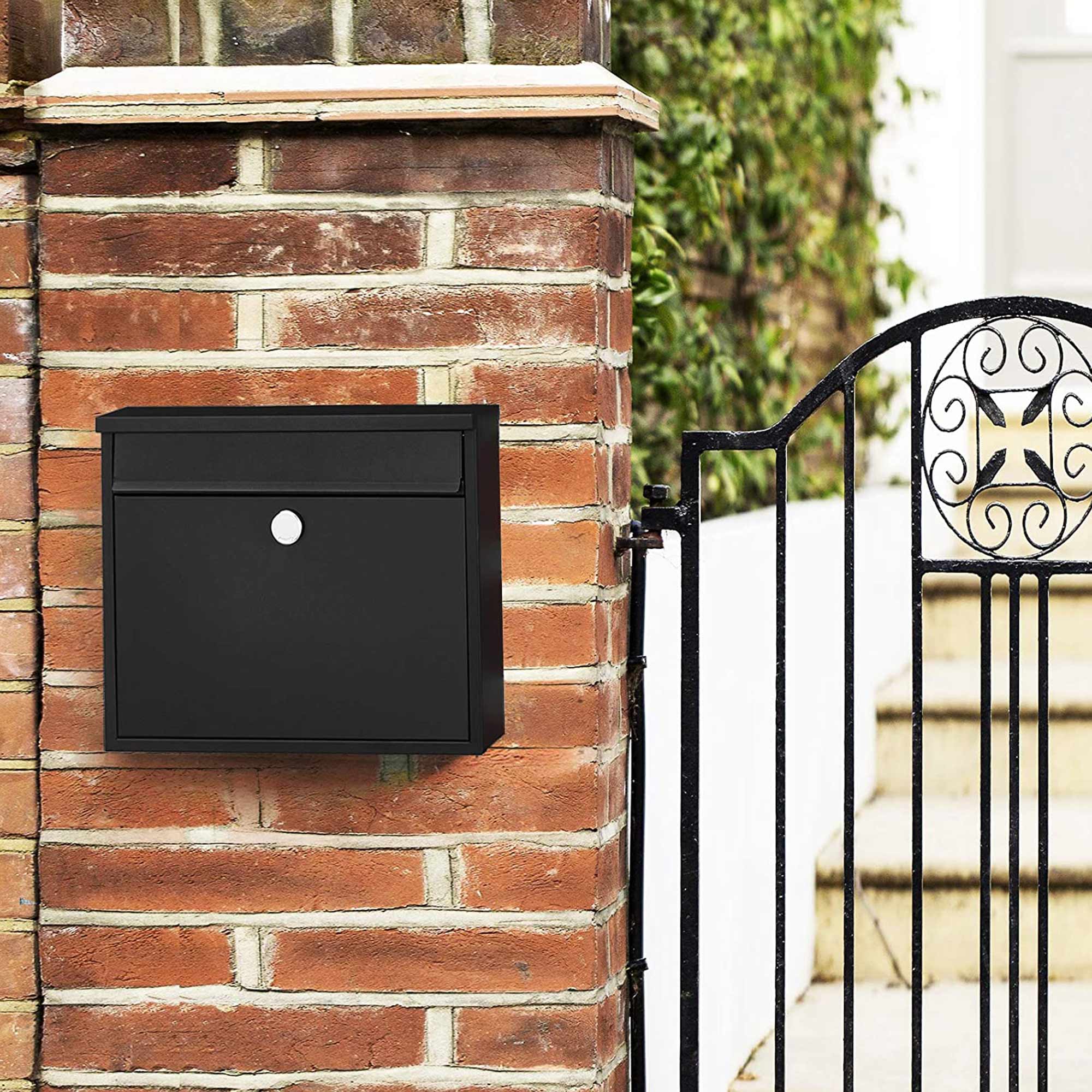 Wall-Mounted Letterbox – Metal – Black – Front Slot with Copper Lock