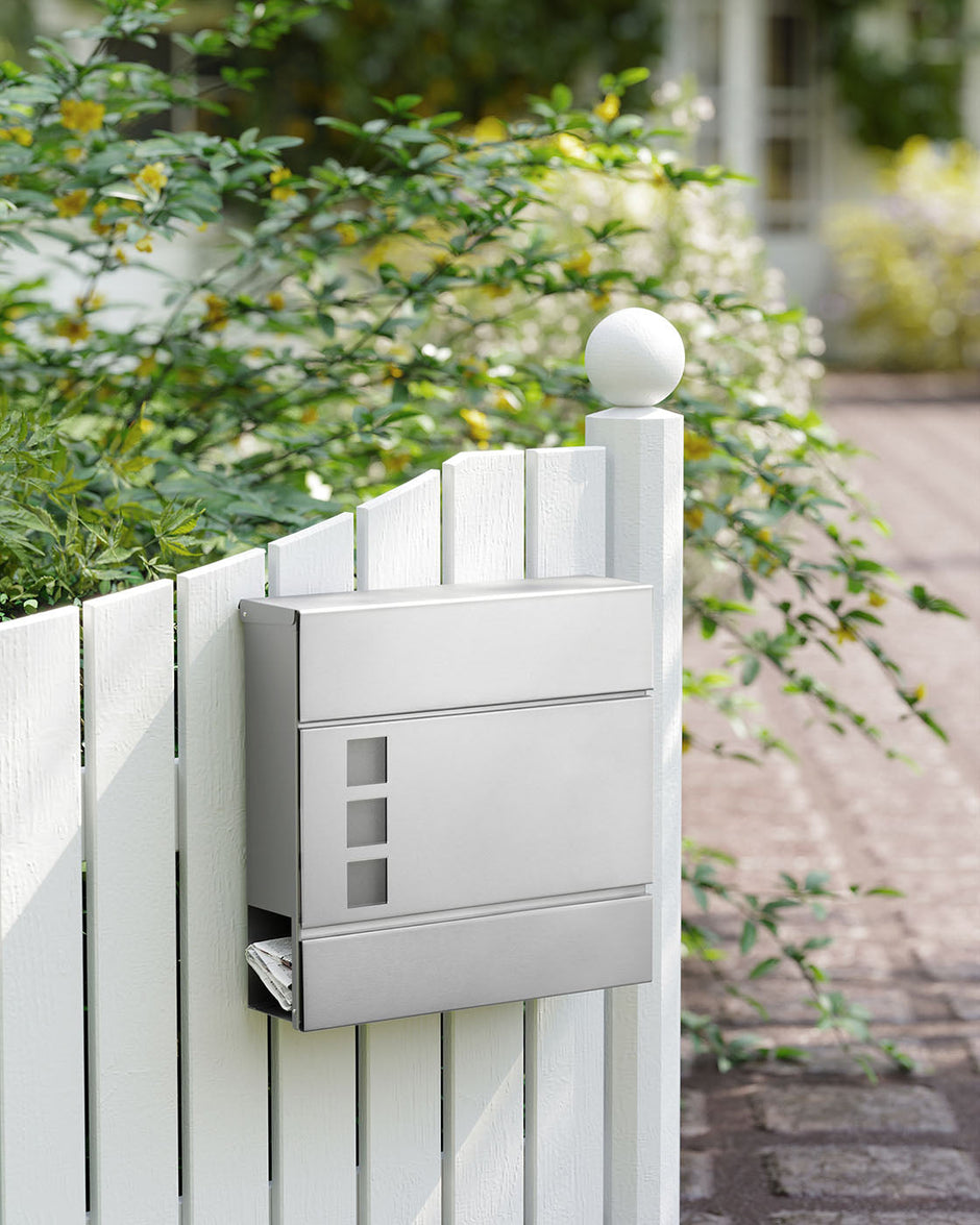 Wall-Mounted Mailbox – Stainless Steel – Black – Lockable with Newspaper Holder
