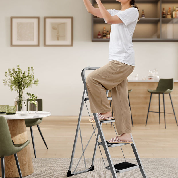 Folding Ladder – Metal – Dove Grey – 4 Steps with Safety Lock