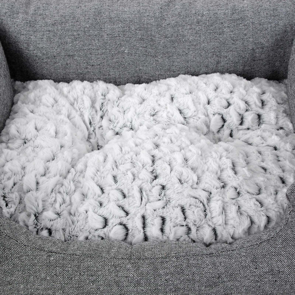 Plush Dog Bed – Soft Fabric – Grey – Round Shape with Removable Cover