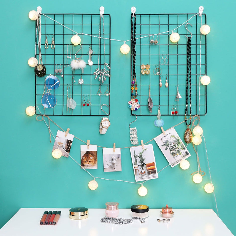 Grid Panel Photo Wall – Metal Mesh – Rose Gold – Multifunctional DIY Display with Clips and S Hooks