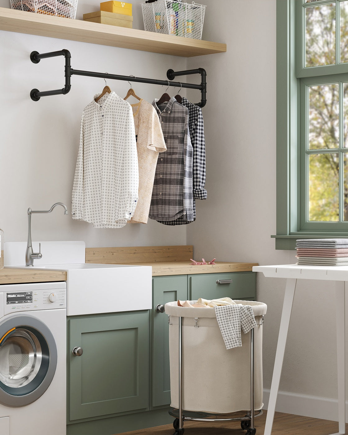 Wall-Mounted Clothes Rack – Metal – Black – Industrial Pipe Design, Space-Saving, Easy Assembly, 60 kg Capacity