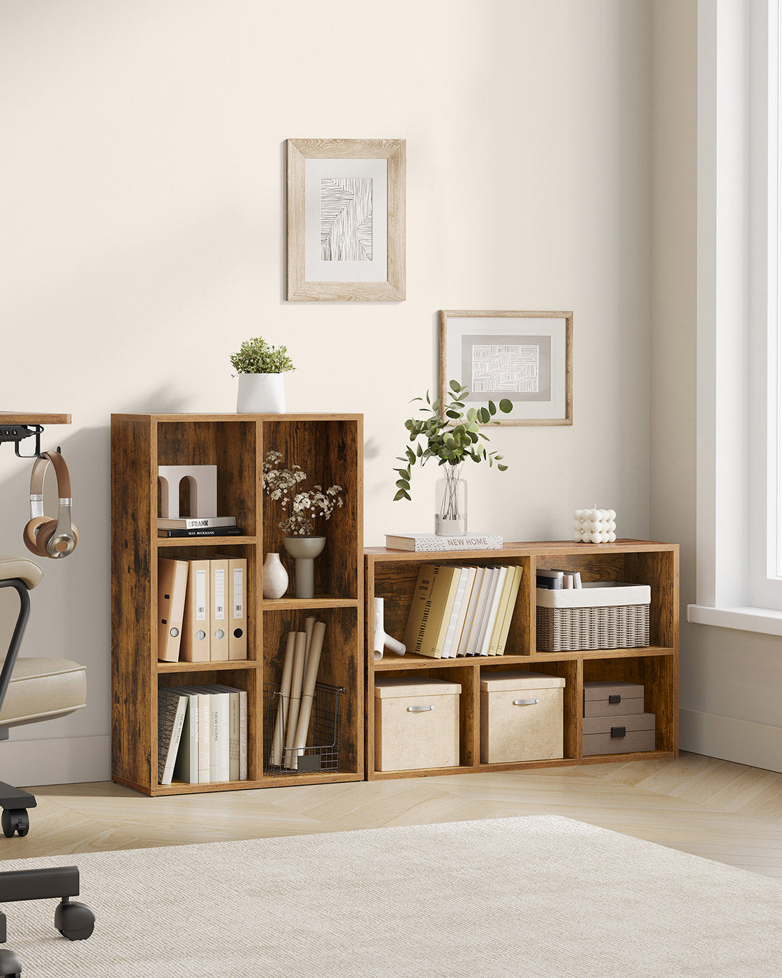 Wooden Bookcase – Oak – 5-Slot Design with Floor Standing Storage