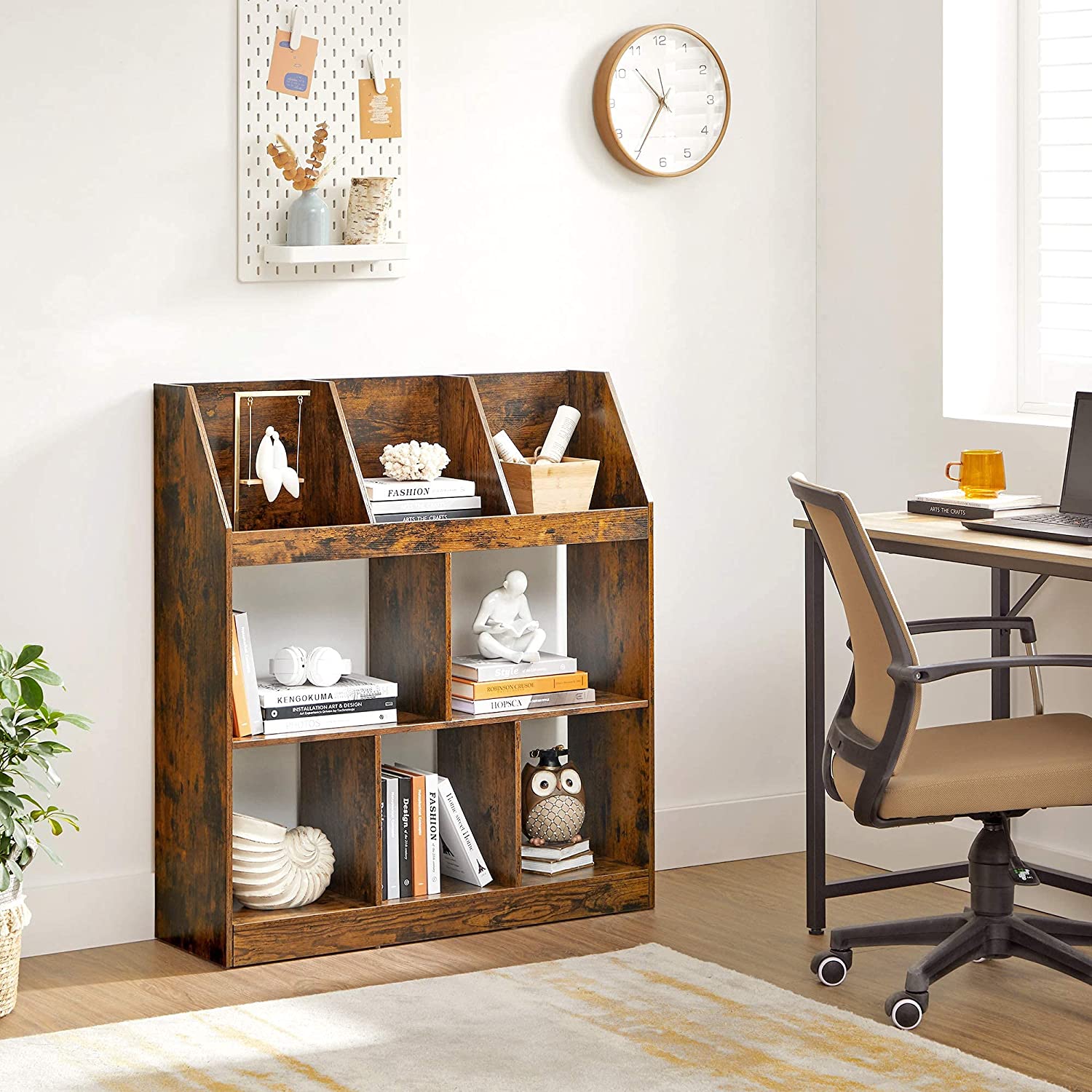 Wooden Bookcase – Rustic Brown – 5 Cubbyholes and 3 Book Organisers