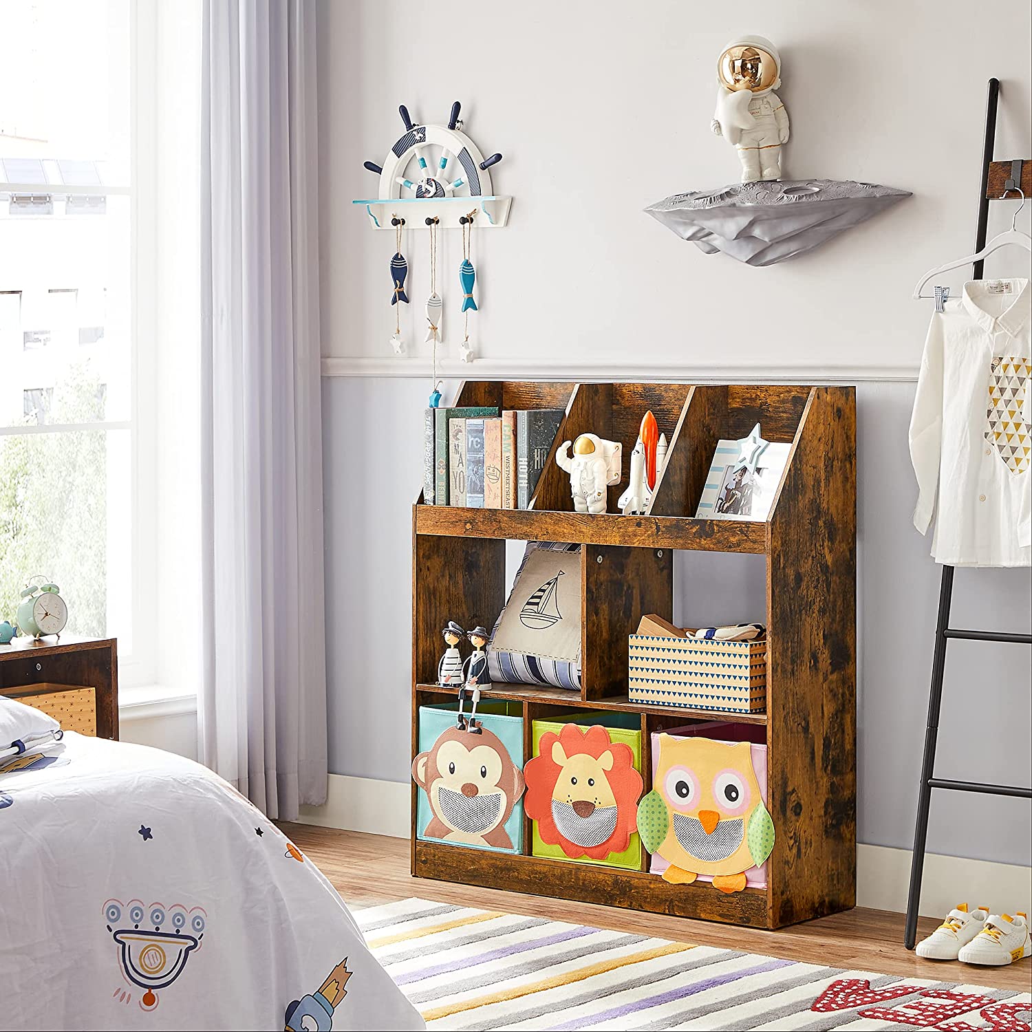 Wooden Bookcase – Rustic Brown – 5 Cubbyholes and 3 Book Organisers