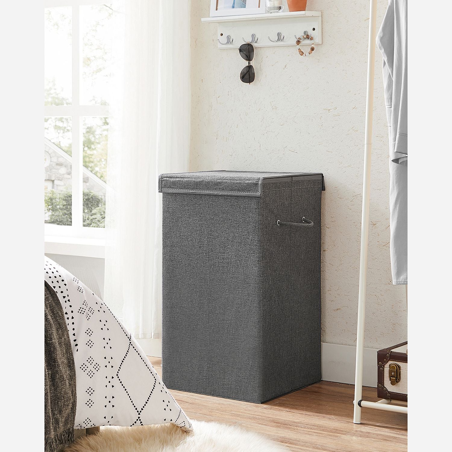 Laundry Basket – Linen-Look Fabric – Dark Grey – 85L Capacity with Magnetic Lid and Removable Liner Bag