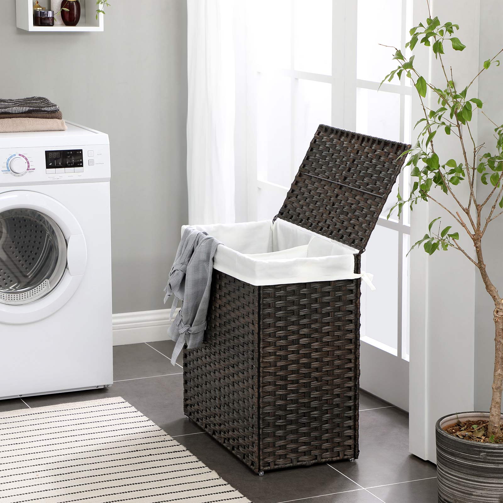 Handwoven Clothes Hamper – Synthetic Rattan – Brown – 90L Capacity with Lid and Handles