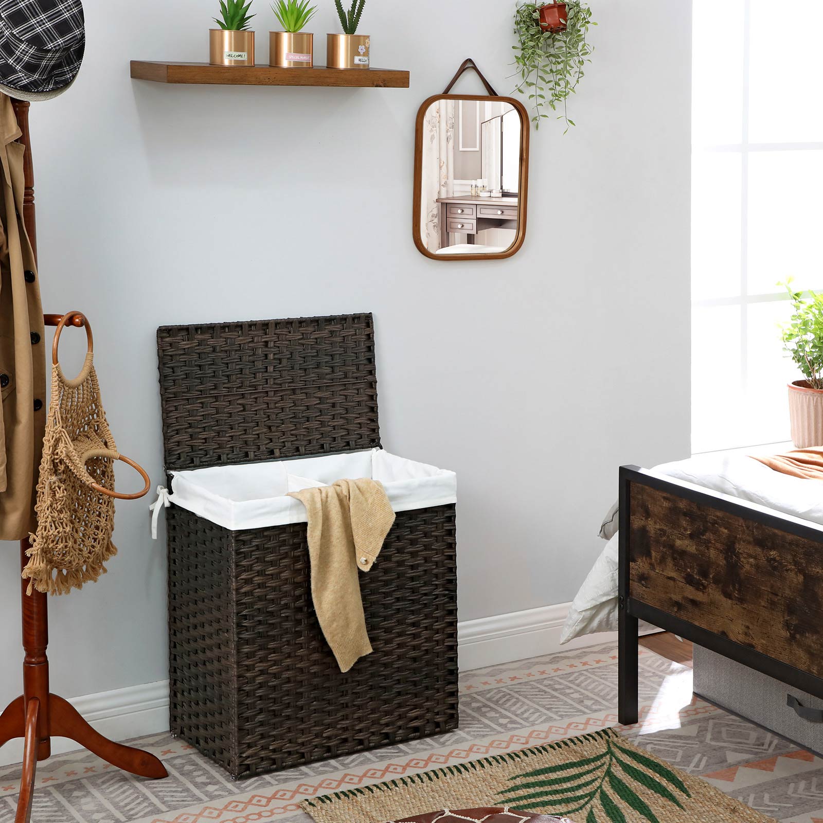 Handwoven Clothes Hamper – Synthetic Rattan – Brown – 90L Capacity with Lid and Handles