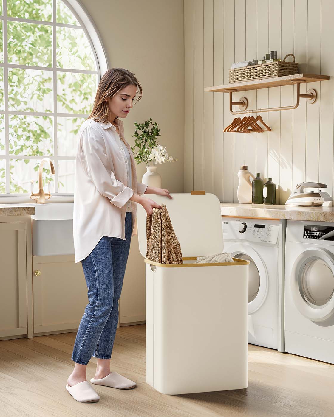 Laundry Basket – Oxford Fabric – Cream White – 130L Capacity, Collapsible Design, Removable Mesh Liner, Bamboo Handles