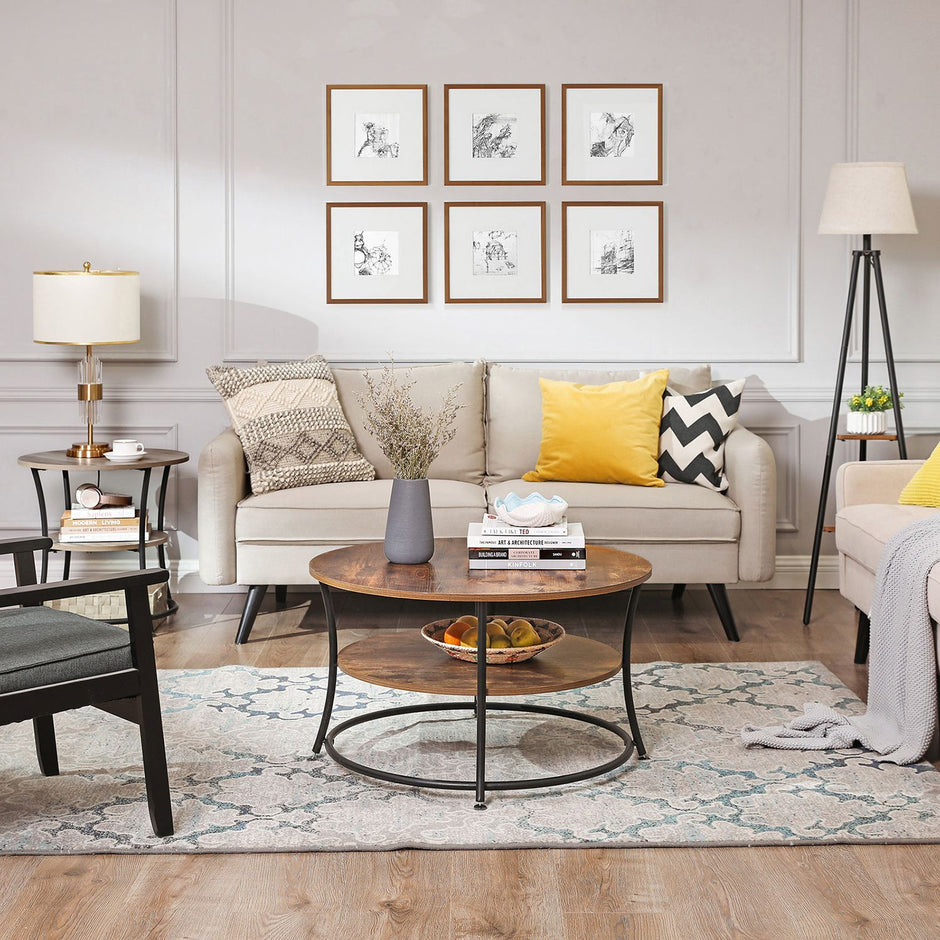 Round End Table – Metal – Rustic Brown – Industrial Design, 2 Shelves