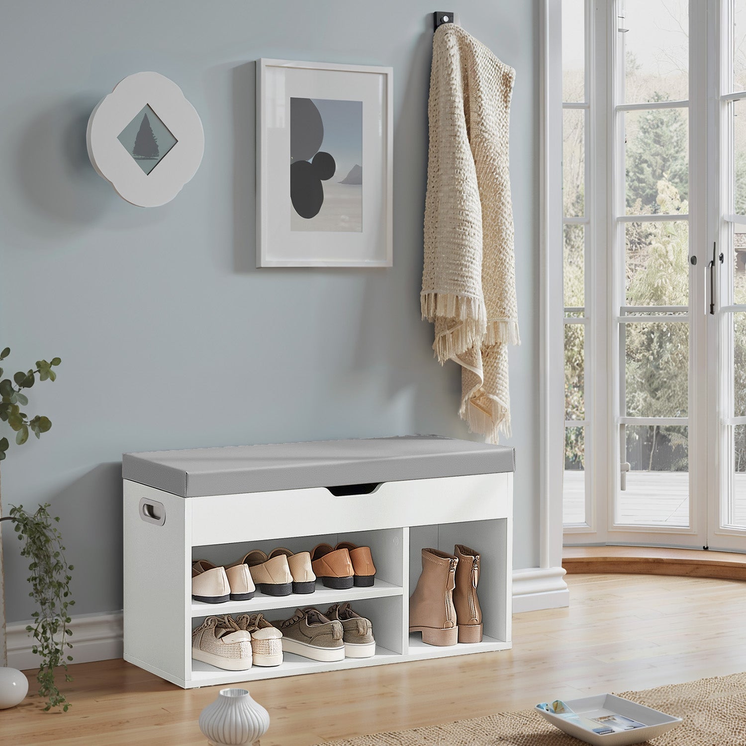 Storage Bench – Wood – White – Padded Seat with Hidden Chest and 2 Shelves, Supports 150 kg