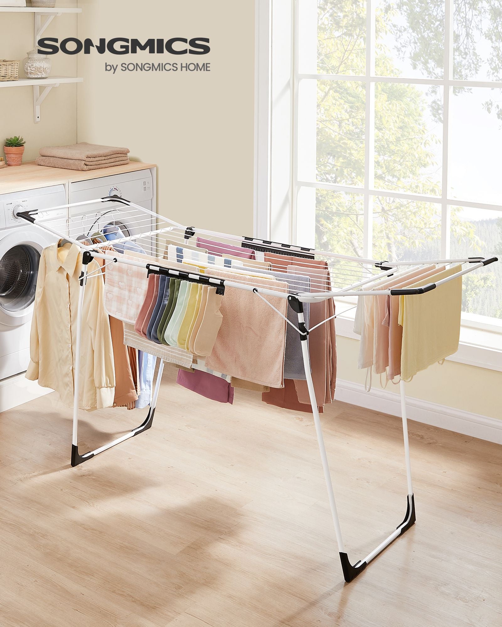 Winged Clothes Drying Rack – Metal – Silver – Space-Saving Design with Sock Clips