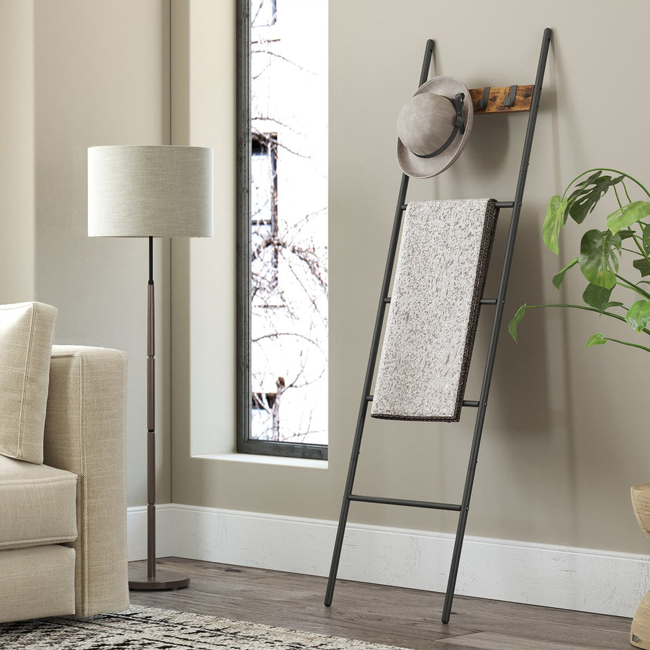5-Tier Ladder Shelf – Metal – Black – Space-Saving with 4 Removable Hooks
