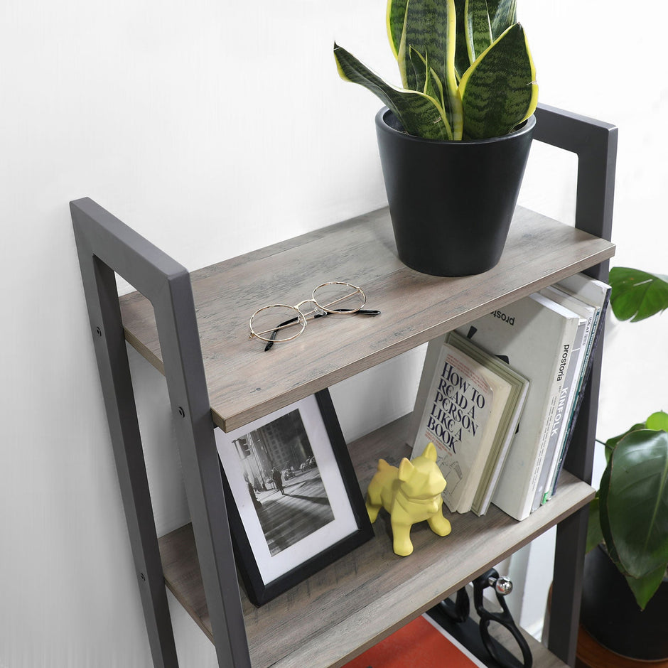4-Tier Ladder Shelf – Wood and Metal – Rustic Brown – Industrial Bookcase and Storage Unit