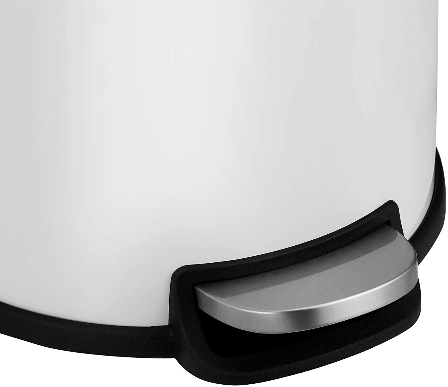Pedal Trash Can – Metal – White – 30L Capacity, Soft Closure, Fingerprint Proof