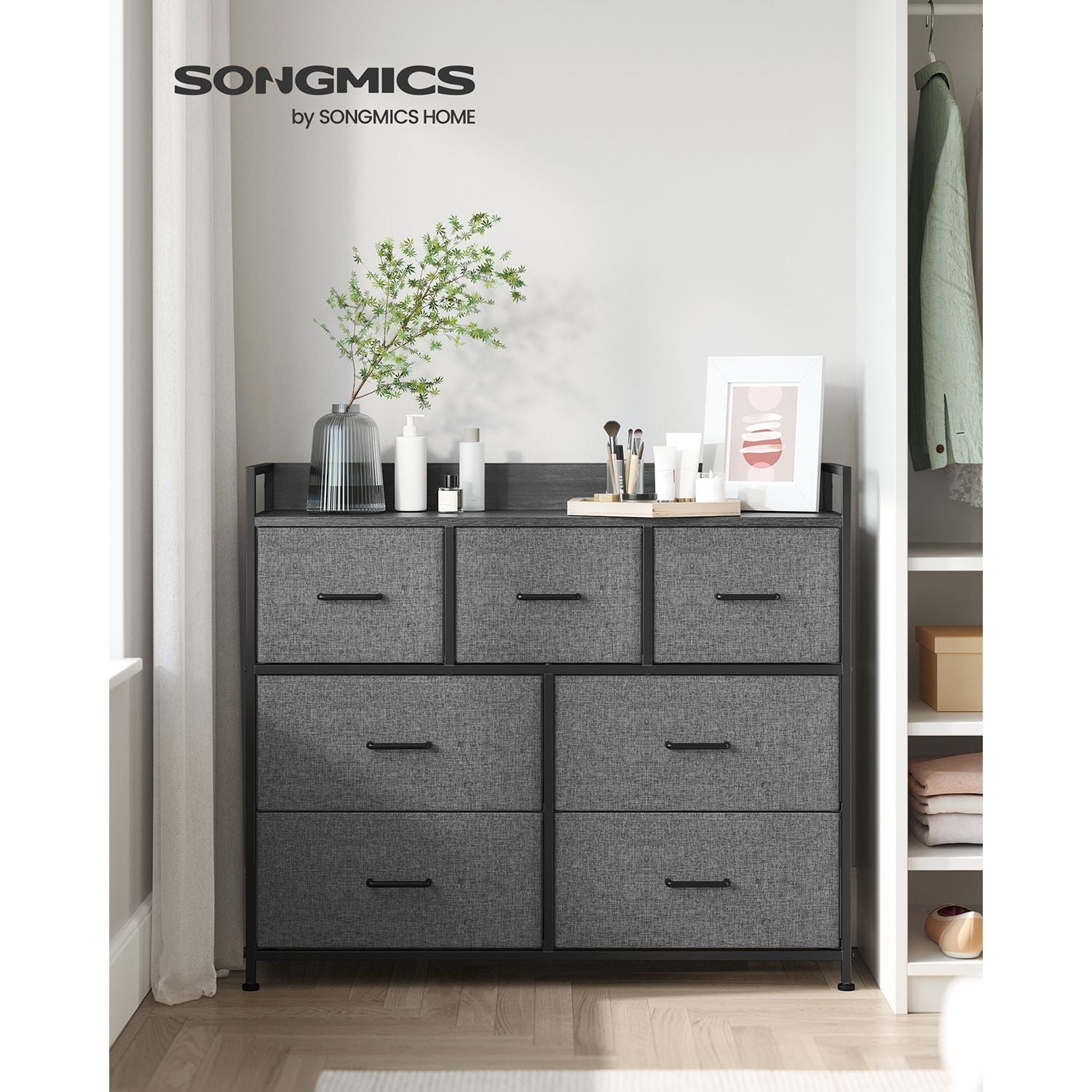Chest of Drawers – Fabric and Metal – Grey and Black – 7 Drawers with Rustic Wood Grain Finish