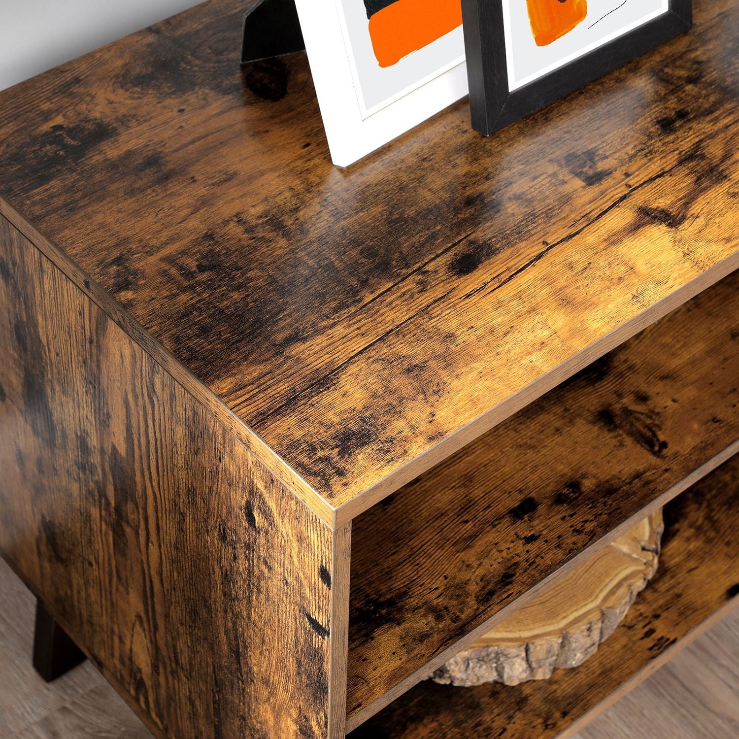 TV Cabinet – Engineered Wood – Rustic Brown – Suitable for TVs up to 60 Inches with Adjustable Shelves
