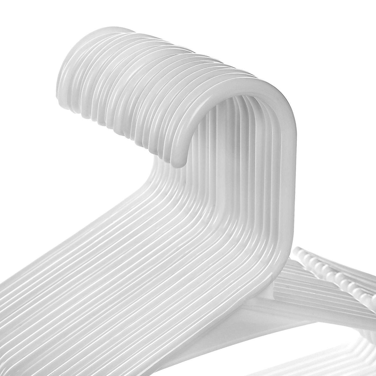 Plastic Clothes Hangers – Plastic – White – Space Saving, Thin Design – 50 Pack