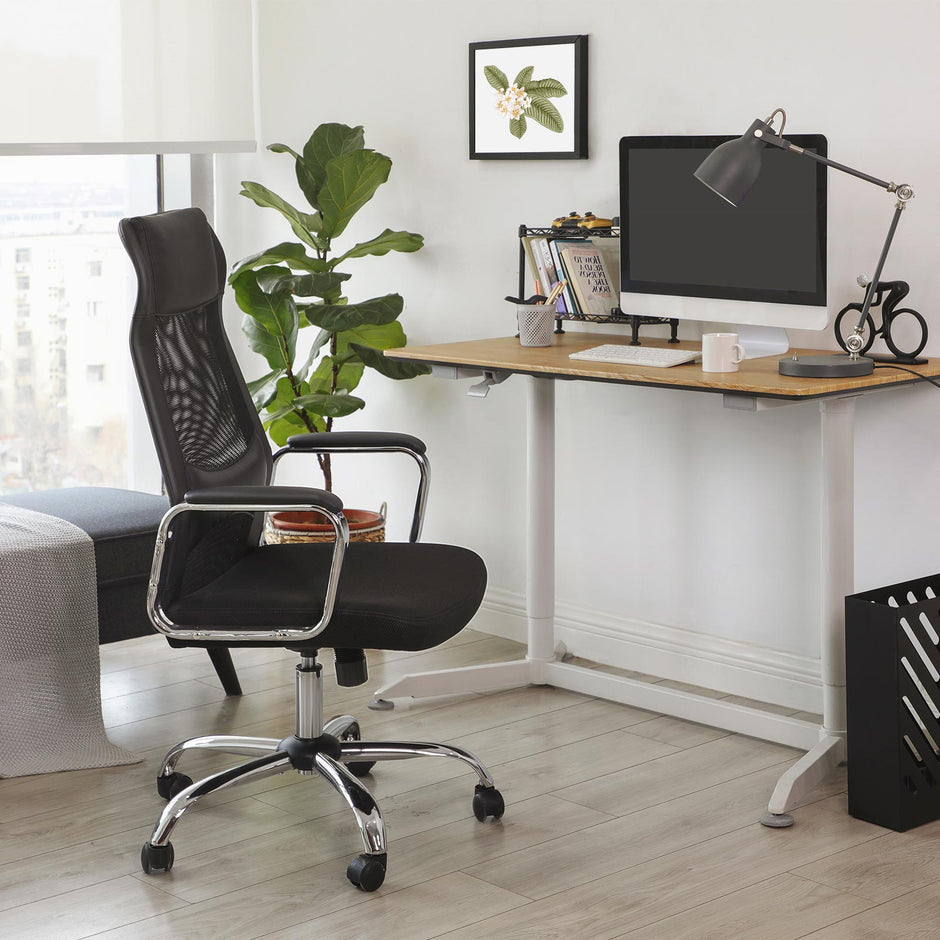 Swivel Office Chair – Mesh – Black – Ergonomic, Height Adjustable with Lumbar Support and Tilt Function