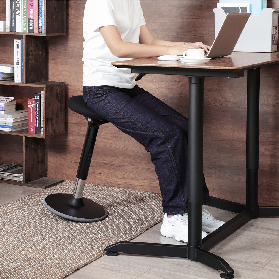 Standing Stool – Aluminum – Black – Adjustable Height 55-70 cm, No Assembly Required