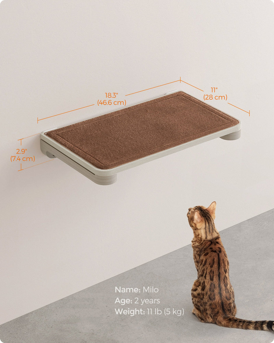 Wall-Mounted Cat Shelf – Engineered Wood – Natural Finish – Comfortable Felt Pad