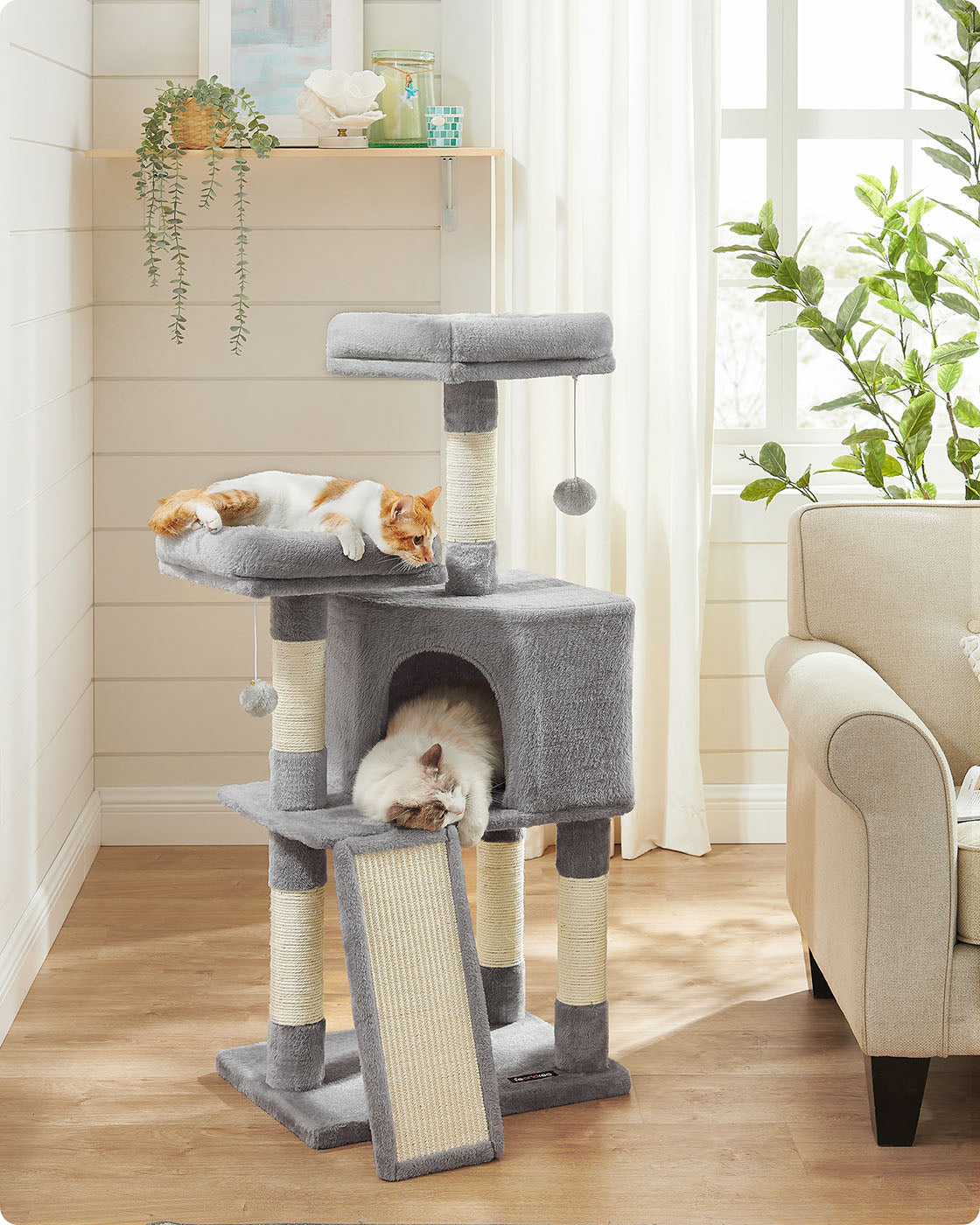 Cat Tower – Plywood – Light Grey – Includes Scratching Ramp