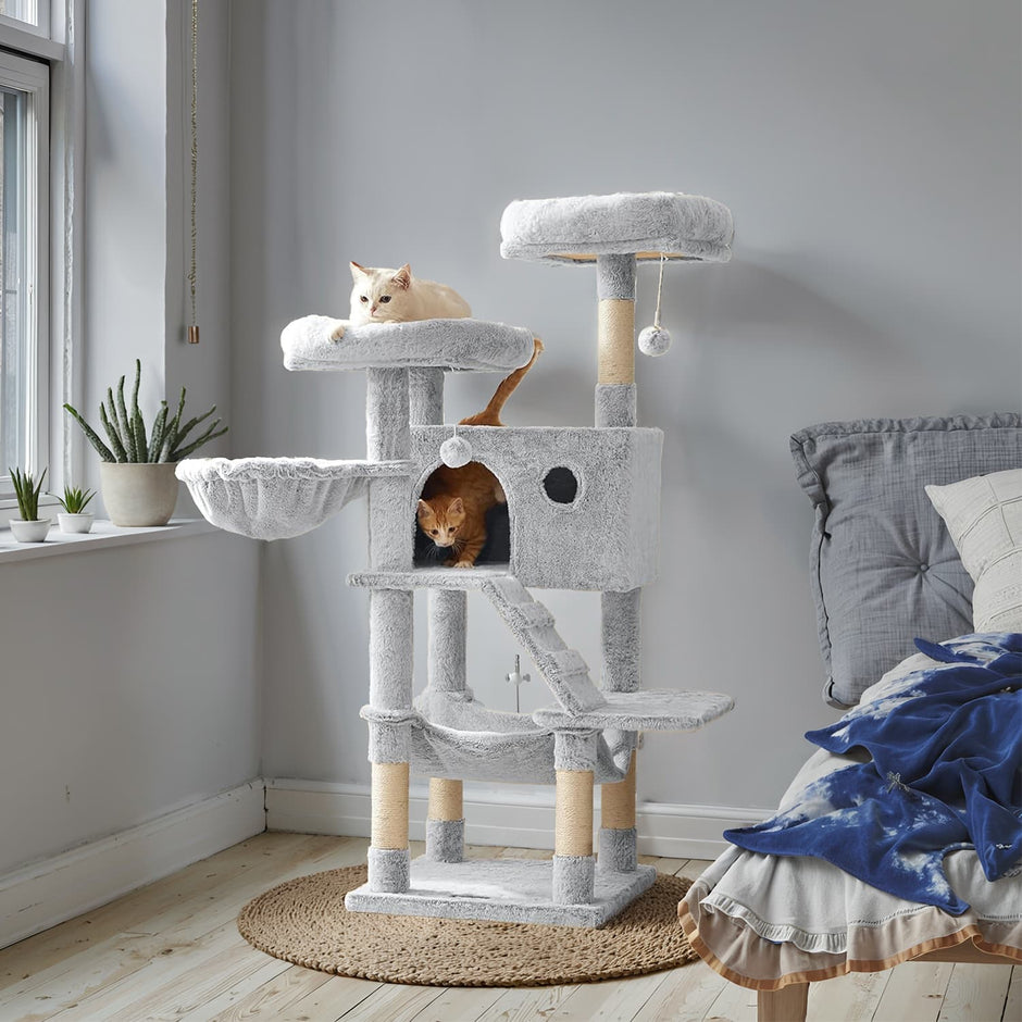 Cat Tree – Ultra-Soft Fabric – White-Grey Ombré – Designed for Large Cats