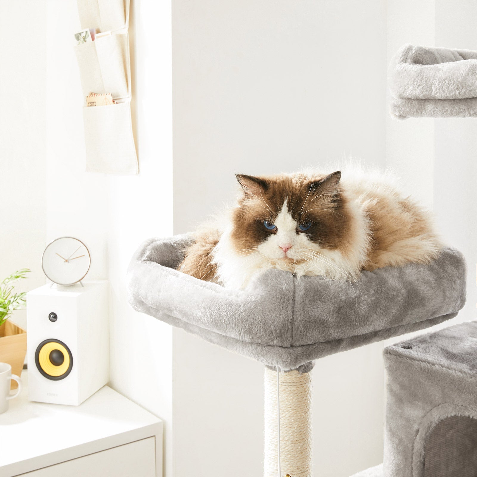 Large Cat Tower – Engineered Wood – Light Grey – Includes Scratching Post and Pompoms